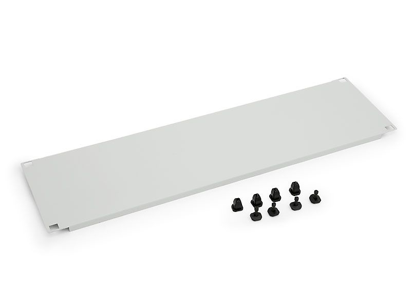 Triton 19"zbh. Blindplatte, 1HE, Schwarz, mit Kunststoffstöpsel